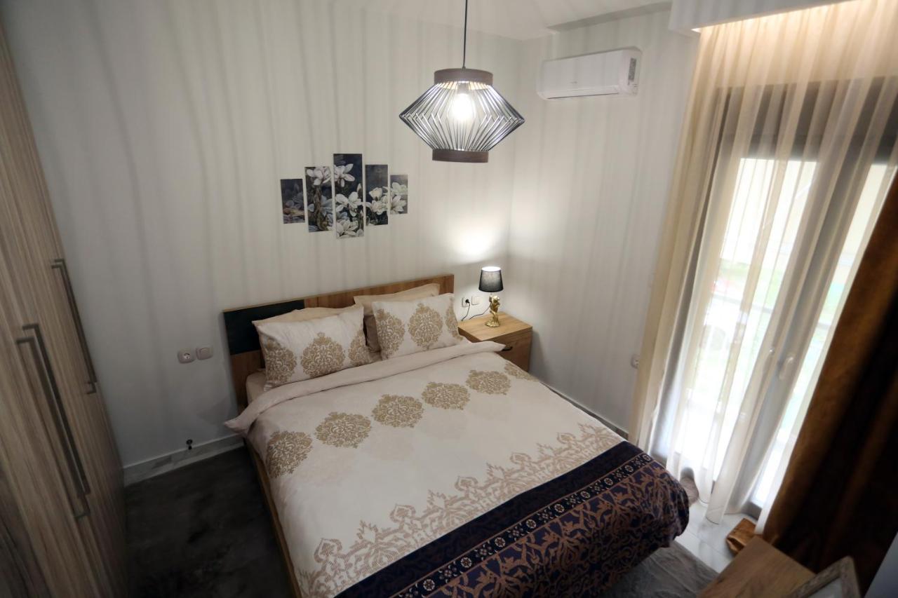 La Larissa Luxury Apartments Trekke Eksteriør billede